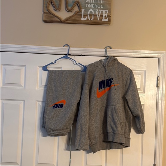 Nike Gray Sweatpants with Orange and Blue Logo - Picture 1 of 6